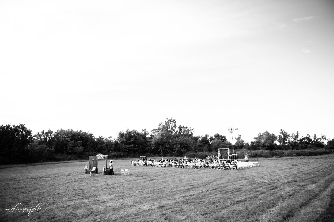 Country wedding in a Kansas field