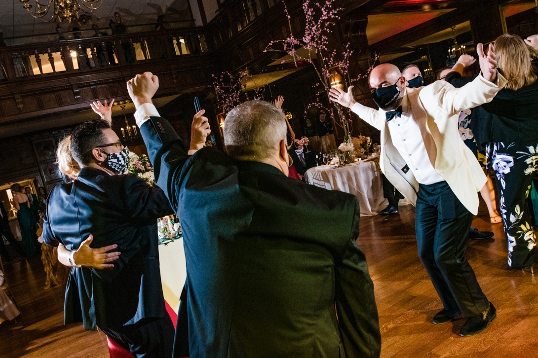 groom dancing hotel kansas city