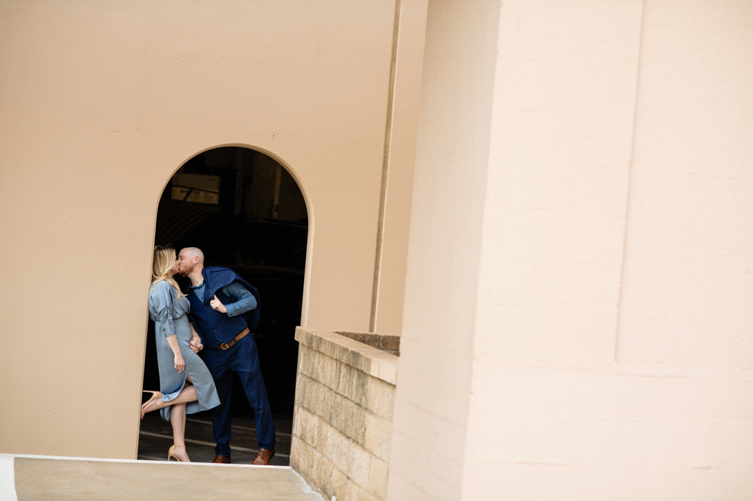 country club plaza engagement pictures